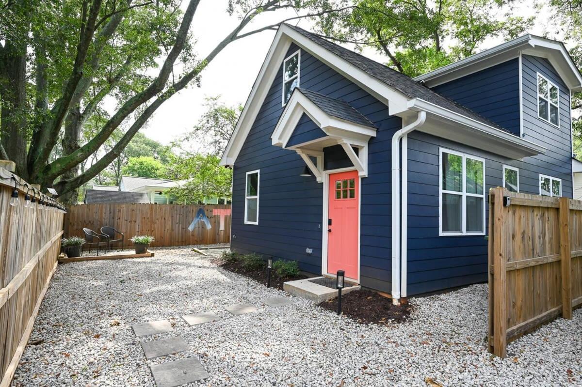 Splash Pad Apartment